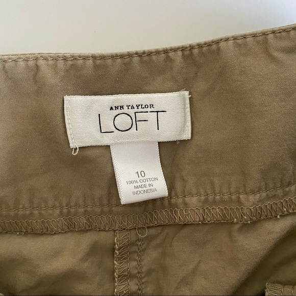 ANN TAYLOR LOFT Womens Khaki Casual Shorts, Size 10 - Picture 4 of 5